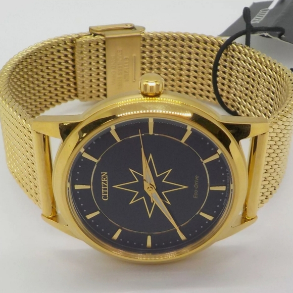 **NEW** Citizen Captain Marvel Unisex Gold Tone Stainless Steel Bracelet… - Picture 5 of 11